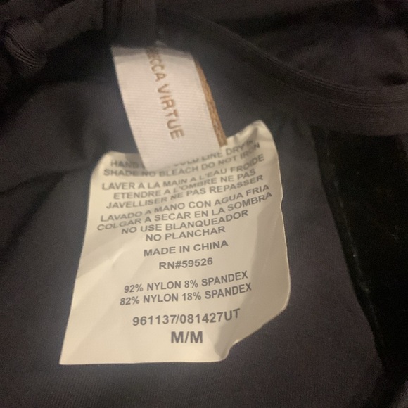 NWOT BECCA® by Rebecca Virtue Pucker Up Candice Multi-way Swimsuit Size Medium - Picture 9 of 10